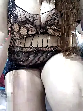 Snapshot of Moza-masriya5 chatting on 03/28/26, 07:46 Moza-masriya5 online show from 03/28/26, 07:46