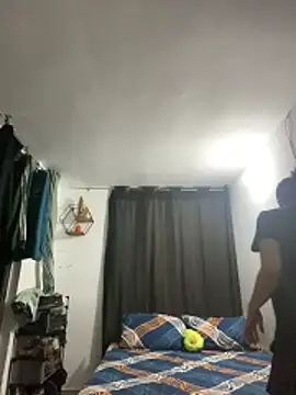 Hannah Jonhson online show from 06/12/26, 12:09