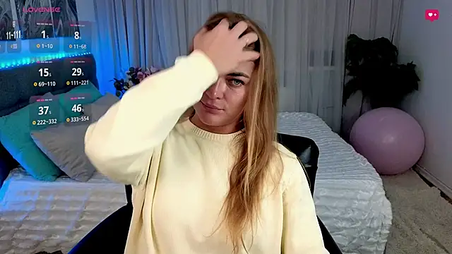 Snapshot of Donna_Sun chatting on 02/07/25, 01:32 Donna Sun online show from 02/07/25, 01:32