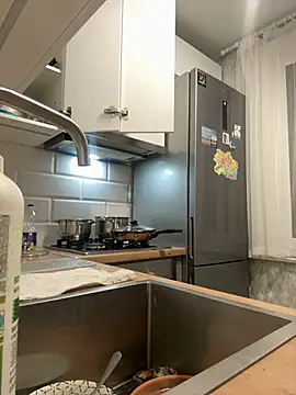 Snapshot of Donna_Sun chatting on 02/10/25, 06:35 Donna Sun online show from 02/10/25, 06:35