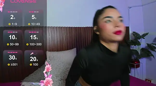 Snapshot of Andresweet01 chatting on 03/19/25, 12:56 Andresweet01 online show from 03/19/25, 12:56