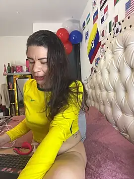 isabelajonesgl online show from 06/13/26, 07:45