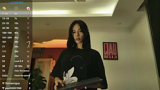 Snapshot of GerberaBlooms77 chatting on 02/18/25, 04:26 GerberaBlooms77 online show from 02/18/25, 04:26