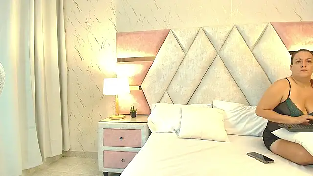 Snapshot of anastasia_marco chatting on 03/03/25, 11:33 anastasia marco online show from 03/03/25, 11:33