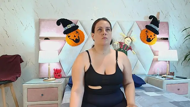 Snapshot of anastasia_marco chatting on 10/27/25, 01:15 anastasia marco online show from 10/27/25, 01:15