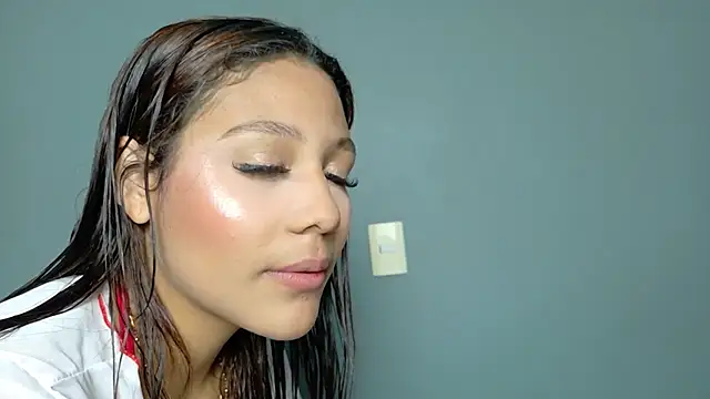 kathymia68 online show from 10/05/25, 08:40