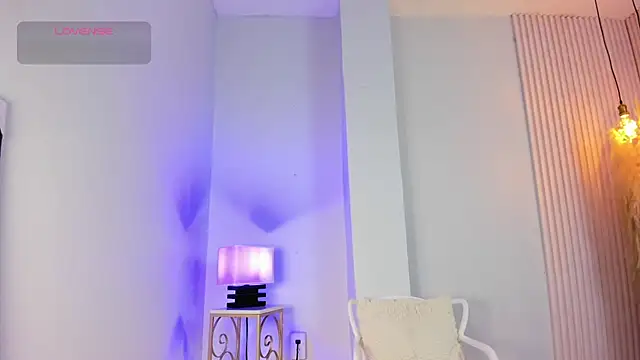 alana rossetti online show from 06/25/26, 12:09