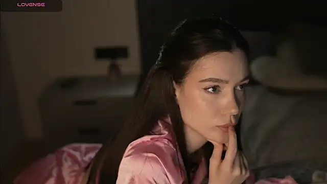 justbarbiee online show from 05/08/26, 07:30