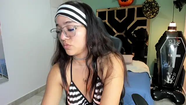 Billie Jhonson  online show from 10/15/25, 07:03