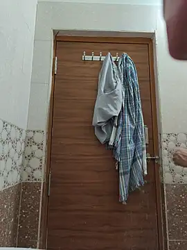 Snapshot of randit7 chatting on 02/20/26, 01:11 randit7 online show from 02/20/26, 01:11