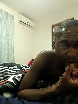 babyboy tee online show from 10/02/25, 12:50