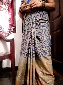 Snapshot of laxmitelugu78 chatting on 03/06/25, 06:30 laxmitelugu78 online show from 03/06/25, 06:30