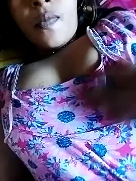 Snapshot of Simrandeshipp chatting on 02/09/25, 07:38 Simrandeshipp online show from 02/09/25, 07:38