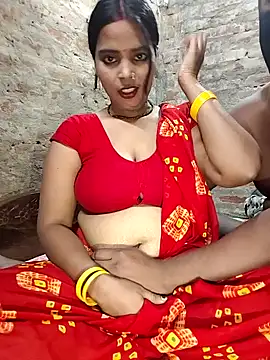 Snapshot of Simrandeshipp chatting on 11/30/25, 04:22 Simrandeshipp online show from 11/30/25, 04:22