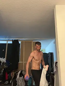 Snapshot of sexyhotstud12 chatting on 02/20/25, 07:12 sexyhotstud12 online show from 02/20/25, 07:12