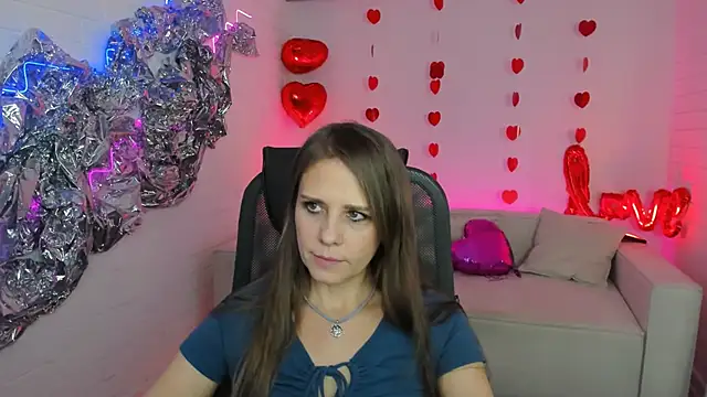 EmiliaBedy online show from 03/18/25, 09:20