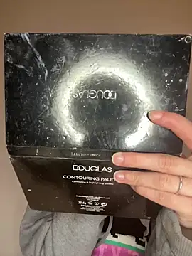 Snapshot of bunnythetailor chatting on 01/30/25, 09:14 bunnythetailor online show from 01/30/25, 09:14