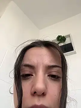 Snapshot of bunnythetailor chatting on 02/09/25, 09:58 bunnythetailor online show from 02/09/25, 09:58