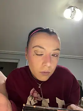 Snapshot of bunnythetailor chatting on 02/19/26, 09:22 bunnythetailor online show from 02/19/26, 09:22