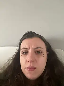 Snapshot of bunnythetailor chatting on 02/20/26, 06:26 bunnythetailor online show from 02/20/26, 06:26