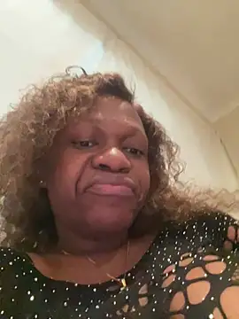 Boneca25 online show from 03/17/25, 06:42