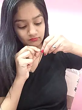 Snapshot of Tanu-00 chatting on 11/15/25, 02:02 Tanu-00 online show from 11/15/25, 02:02