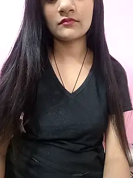 Snapshot of Tanu-00 chatting on 11/16/25, 04:23 Tanu-00 online show from 11/16/25, 04:23