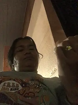 Snapshot of indiazinha69_ chatting on 03/10/26, 06:40 indiazinha69 online show from 03/10/26, 06:40