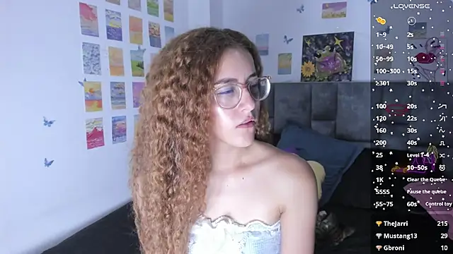 Snapshot of Isangel_ chatting on 02/05/25, 08:32 Isangel online show from 02/05/25, 08:32