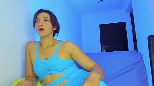 Snapshot of vicky__skinny_1 chatting on 03/14/25, 11:34 vicky  skinny 1 online show from 03/14/25, 11:34