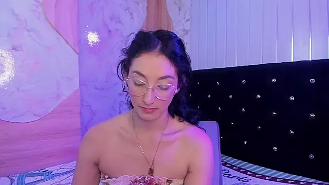 Snapshot of vicky__skinny_1 chatting on 07/02/26, 03:23 vicky skinny 1 online show from 07/02/26, 03:23