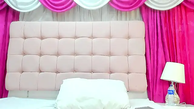 CanelaDevil  online show from 09/29/25, 08:13