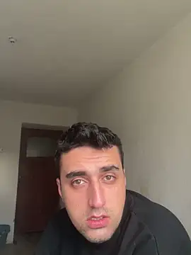 Snapshot of emrreeizm chatting on 03/22/26, 05:00 emrreeizm online show from 03/22/26, 05:00