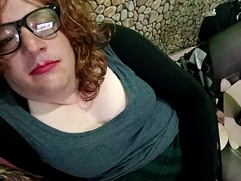 Adrianka online show from 04/29/26, 03:32