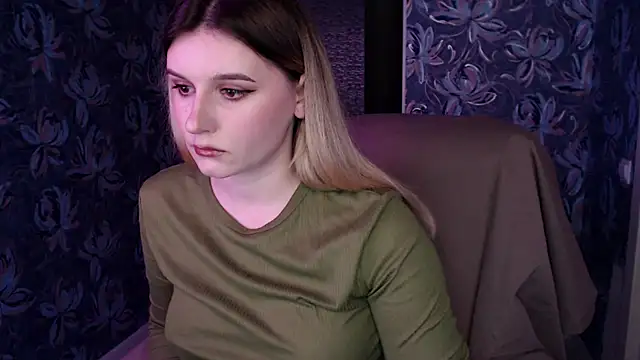 Snapshot of Freya_Celestial chatting on 03/15/26, 04:24 Freya Celestial online show from 03/15/26, 04:24