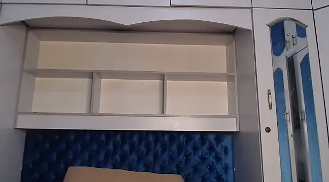 YoungDiva69 online show from 03/10/25, 09:32