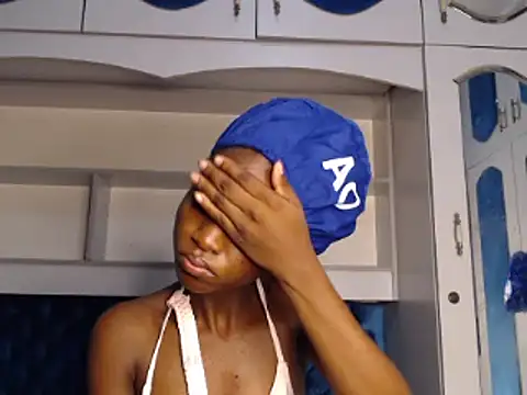 YoungDiva69 online show from 03/19/25, 12:15