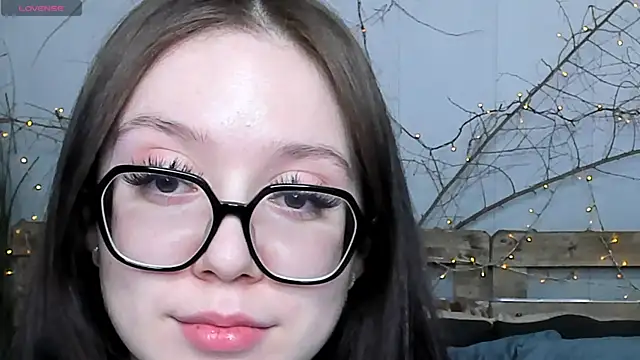 Alikka Shykitty online show from 03/13/25, 09:16