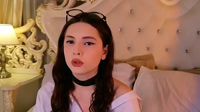 GIGI DAV online show from 11/27/25, 08:55