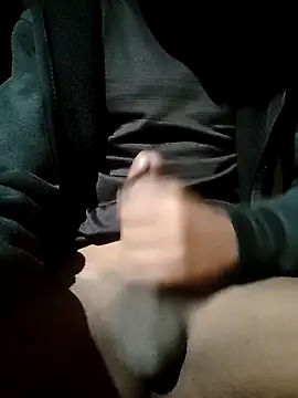 Snapshot of HomeCum chatting on 02/12/25, 01:52 HomeCum online show from 02/12/25, 01:52