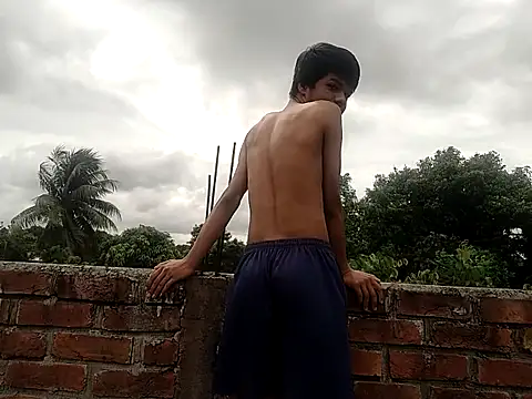 Snapshot of HomeCum chatting on 09/16/25, 07:31 HomeCum online show from 09/16/25, 07:31