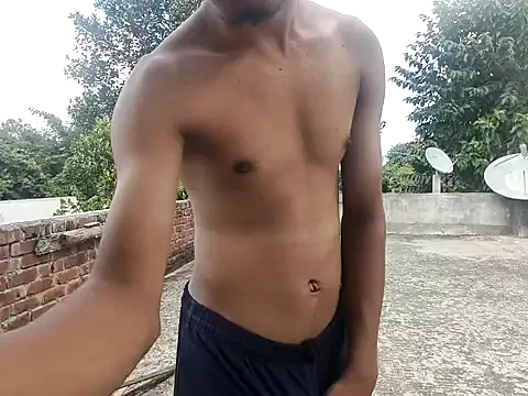 Snapshot of HomeCum chatting on 10/21/25, 07:31 HomeCum online show from 10/21/25, 07:31