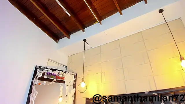 SamanthaMilann online show from 10/28/25, 10:08