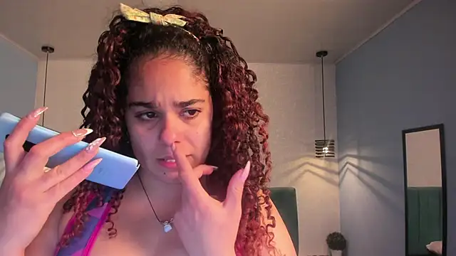 ninna curly online show from 09/10/25, 03:50