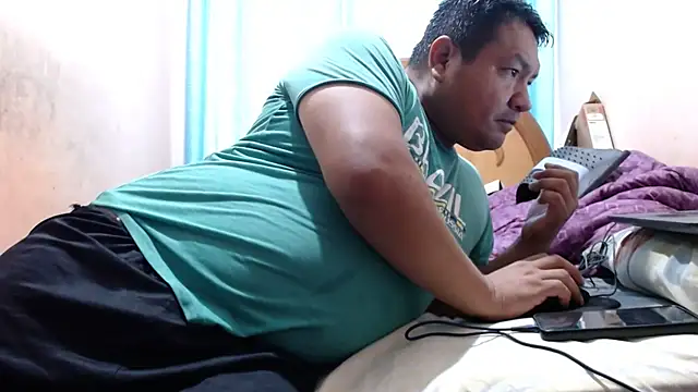 Snapshot of nakedlima chatting on 05/05/26, 06:16 nakedlima online show from 05/05/26, 06:16