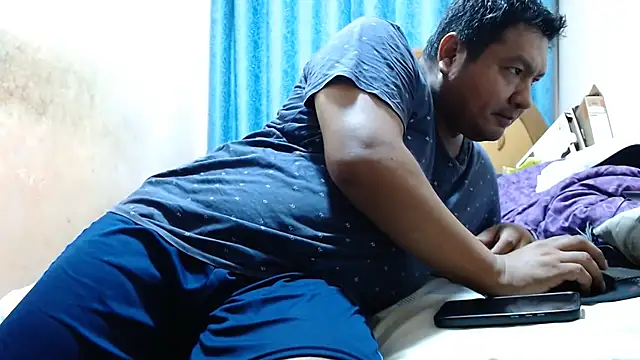 Snapshot of nakedlima chatting on 05/20/26, 06:25 nakedlima online show from 05/20/26, 06:25