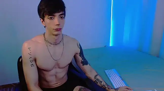 H3ll B0I online show from 02/12/25, 07:13