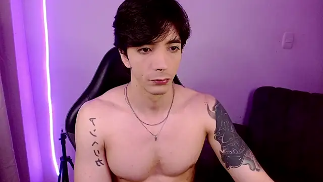 H3ll B0I online show from 05/30/26, 05:59