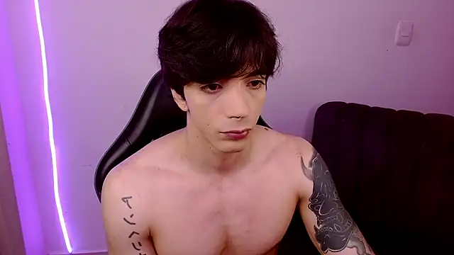 H3ll B0I online show from 06/05/26, 05:03