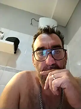 Snapshot of Hardasanut chatting on 10/10/25, 08:19 Hardasanut online show from 10/10/25, 08:19